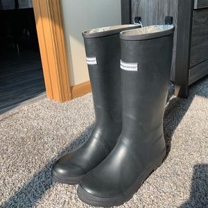 Smith & Hawken Boots! NEW